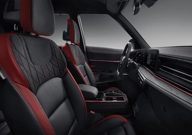 kgm actyon /_next/static/media/IMG_KGM_ACTYON_02.0189aace.png